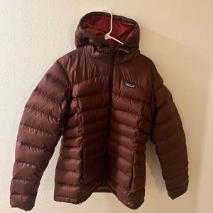 Patagonia Womens Hi Loft Hooded Down Jacket - Ruby Red